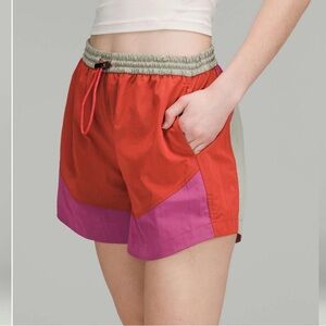 Lululemon Evergreen High-Rise Short 4.5"